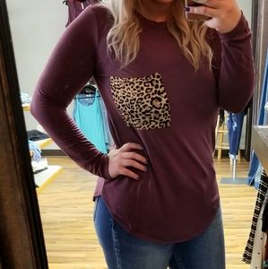 Long sleeve leopard